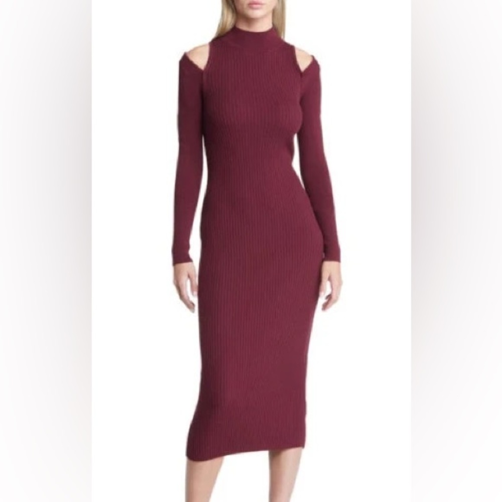 OPEN EDIT
Mock Neck Cold Shoulder Long Sleeve Sweater Dress size Medium